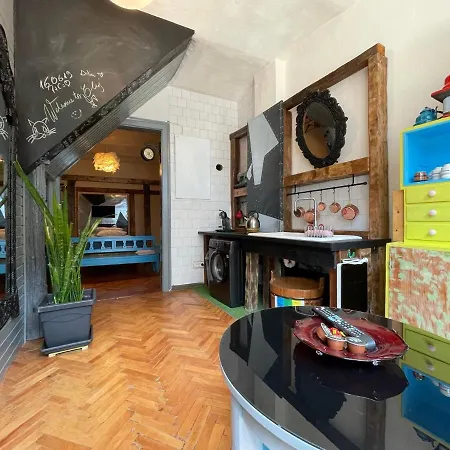 Apartment Pe Doua Niveluri In Centrul Clujului